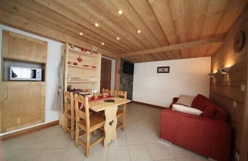 Le Grand-Bornand Appartement | MIGNON 2 PIECES SITUE EN PIED PISTE AU CHINAILLON LE GRAND BORNAND
