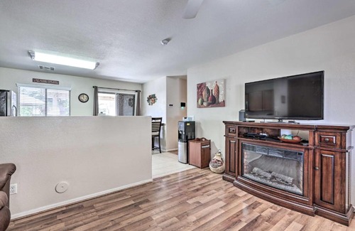 San Tan Valley Maison | Cute and Cozy AZ Getaway with Gazebo and Grill!