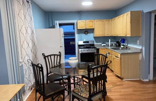 East Flushing Appartement | Cute apartment in the heart of Flushing.
