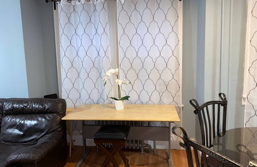 East Flushing Appartement | Cute apartment in the heart of Flushing.