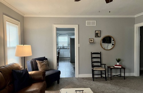 Atchison Maison | Cute Bungalow--Close to BC! Great for families!