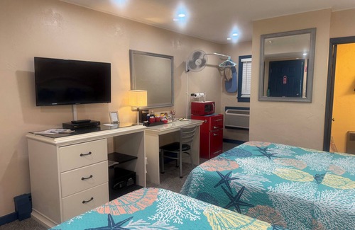 Buzzards Bay Hôtel | Cute, Clean and Friendly Motel in Buzzards Bay, 2 beds, walk to Cape Cod Canal
