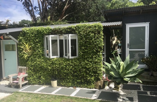 Tairua Cottage | Mignon, confortable, propre et autonome.