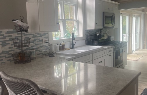 York Beach Maison | Cute cottage close to short sands beach