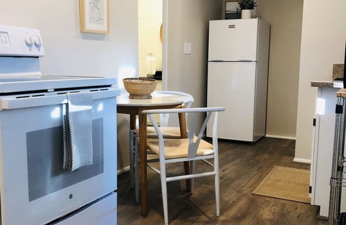 Northeast Ithaca Maison | Cute & Cozy near Cornell --1 Bedroom 1 Bath