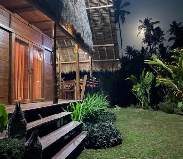 Sukasada Maison | Cute Eco Cottage Near 7 Waterfalls