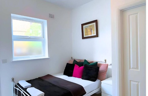 Hoe Street Appartement | Cute Garden Studio with private entrance, 5-min walk to tube (Victoria line)