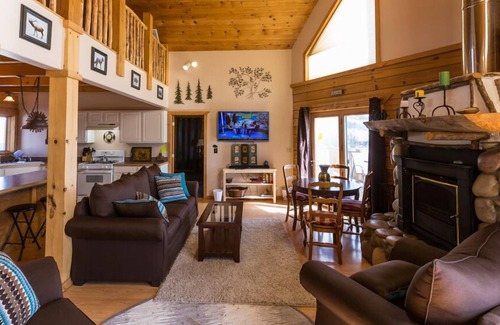 Crested Butte South Maison | Mignon maison à CB South, donnant sur la rivière, vues incroyables et accès à la pêche!