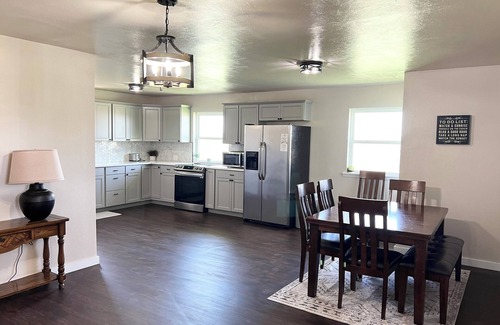 Fairview Maison | Cute Lake House/Country Home - Fairview/Canton/Seiling area - 3bd 2ba w/barn