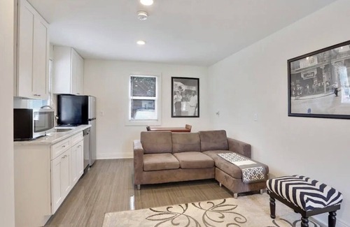 Treme Appartement | Cute Studio 10min to French Quarter, free gated parking.