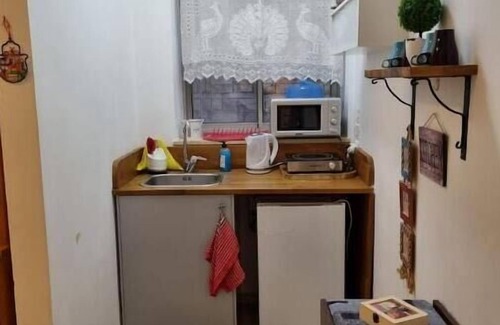 Ein Karem Appartement | Cute Studio near Yad Vashem. Free street parking.