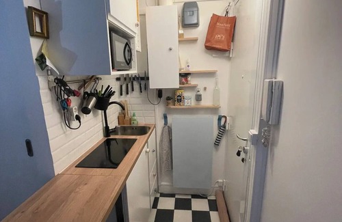 Quartier Saint-Ambroise Appartement | Cute studio with a view Paris Saint Ambroise
