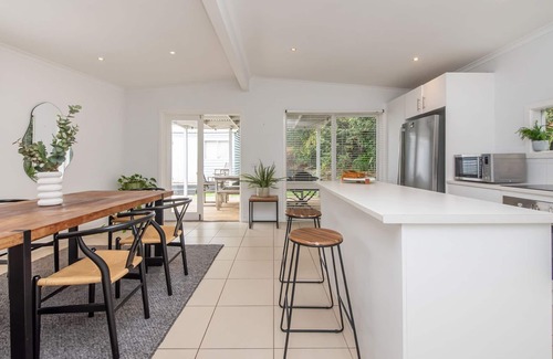 Rosebud Maison | Le plus mignon Cottage à Rosebud, promenade à la plage et des magasins
