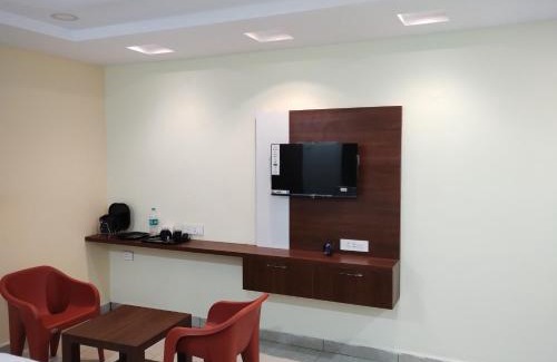 Khammam Hôtel | CVR Banquet Hall And Lodging
