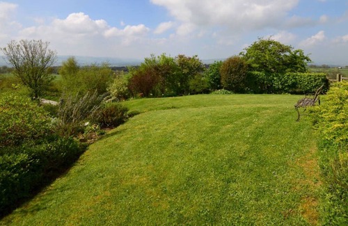 Church Stoke Maison | Cwmdulla Barn