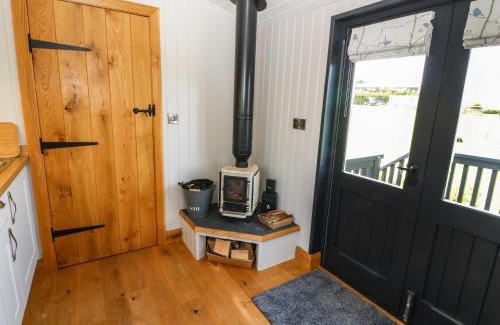 Llanfachraeth Maison | Cwt Y Rhos