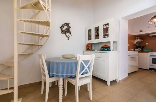 Milos Maison | Cycladic home in Adamas, Casa Nostalgia, Greece