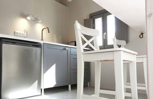 Finikia Maison | Cycladic House in Finikia Oia with jacuzzi