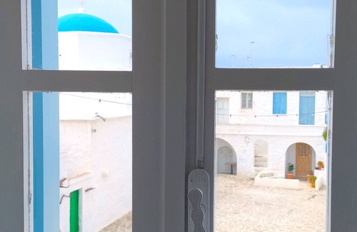 Kimolos Maison | Cycladic stone house, part of the Kimolos Castle