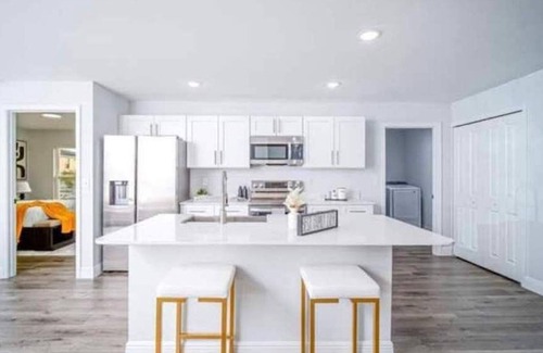Candler Maison | Cypress Oasis