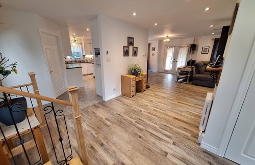 Mandeville Cottage | Détente en pleine nature dans maison familiale avec piscine et table de pingpong