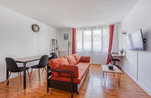 Choisy-le-Roi Appartement | Détente et Confort proche Paris et Orly