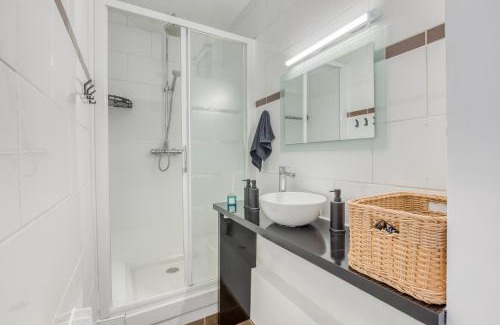 Choisy-le-Roi Appartement | Détente et Confort proche Paris et Orly