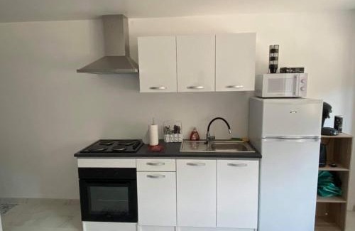 Hannonville-sous-les-Cotes Appartement | Détente sous les Côtes baignoire balnéo