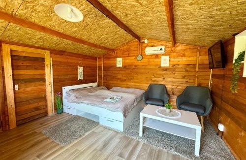 Decin Maison | Děčínska chatka