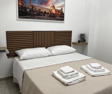 Marineo Lit Et Petit-Déjeuner | D'Aversa Rooms