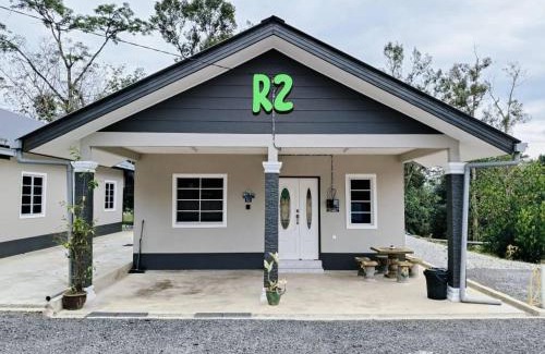 Kampung Hulu Caluk Maison | D'Batu Hampar Homestay Chalok