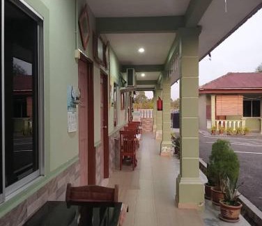 Kampung Tanjung Bidara Hôtel | D'Desa Qaseh Chalet