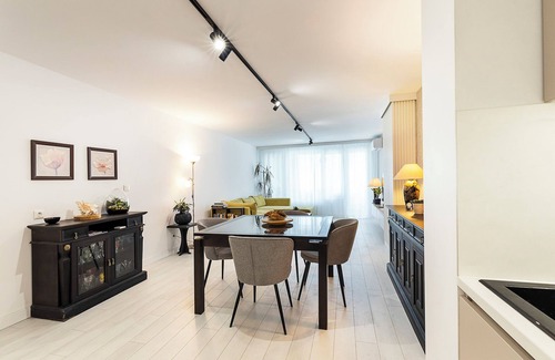 Lozenets Appartement | D-HOME nSpacious 3-bedroom home in the green hearth of Sofia