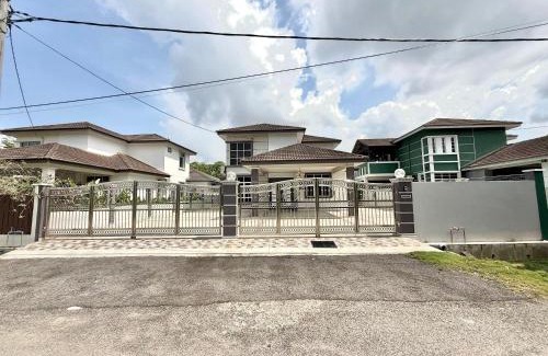 Krubong Maison | D'Lora Villa Melaka