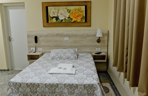 Paraguacu Paulista Hôtel | D'Marco Hotel