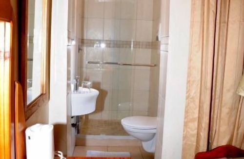 Secunda Lit Et Petit-Déjeuner | d Vine Guest House