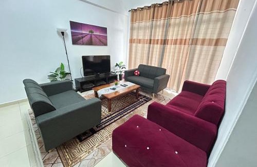 Kampung Salak Tinggi Appartement | D'Zara Homestay
