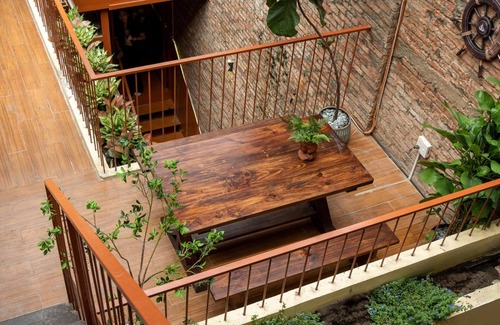 Downtown Ho Chi Minh City Maison | D1 BEN THANH Market 4BR: Skylight Garden & Bathtub