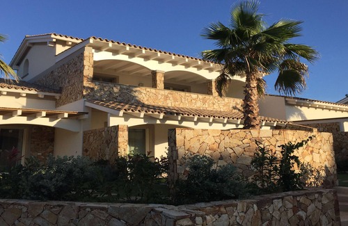 Porto Pino Appartement | Appartement avec jardin en résidence avec piscine