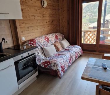 Gresse-en-Vercors Appartement | D42 Dolomites- Ski Navette Gratuite- Rando Prêt raquettes,