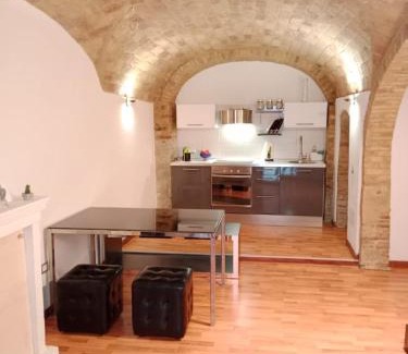 Guglionesi Appartement | Da Nord a Sud - Monolocale rustico dell'800