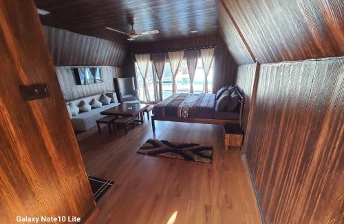 Mandi Hôtel | Da Shack