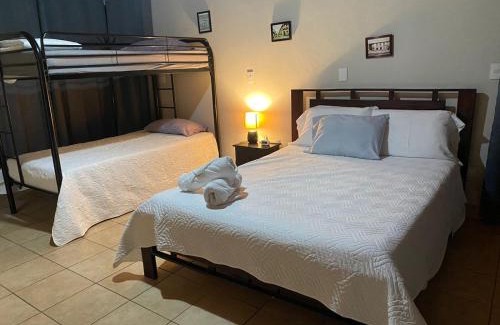 San Jose Lit Et Petit-Déjeuner | daBene - Bed & Breakfast