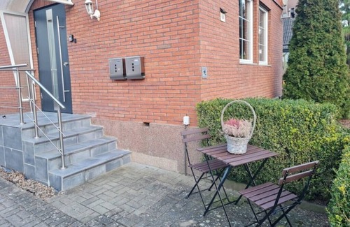 Mustin Appartement | Dachgeschosswohnung - Erholung mit Waldblick