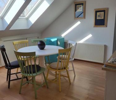 Region Hannover District Appartement | Dachwohnung in Feldrandlage