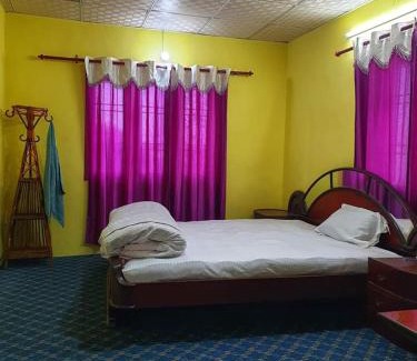 Panaoti Maison | Dadaghare Homestay & View Point Restaurant