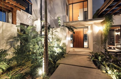 Tamarindo Maison | Daily Housekeeping, Beach club membership, Multi use Football field/Sauna/ Ice Bath/ E-bikes