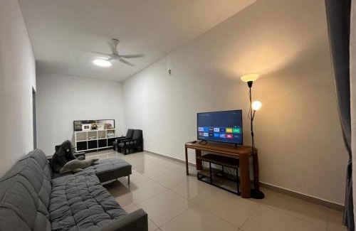 Pulau Indah Maison | Daisy Haven Homestay