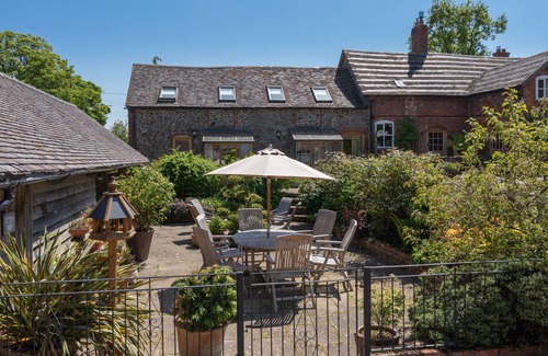 Picklescott Cottage | Daisy's Place - sleeps 2 guests in 1 bedroom