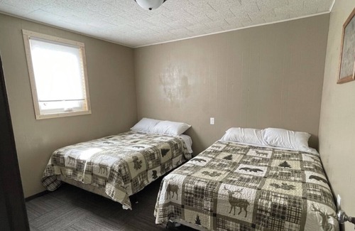 Faulkton Cabine | Dakota Landing Cabins & Motel: #10-Cozy, newly remodeled cabin
